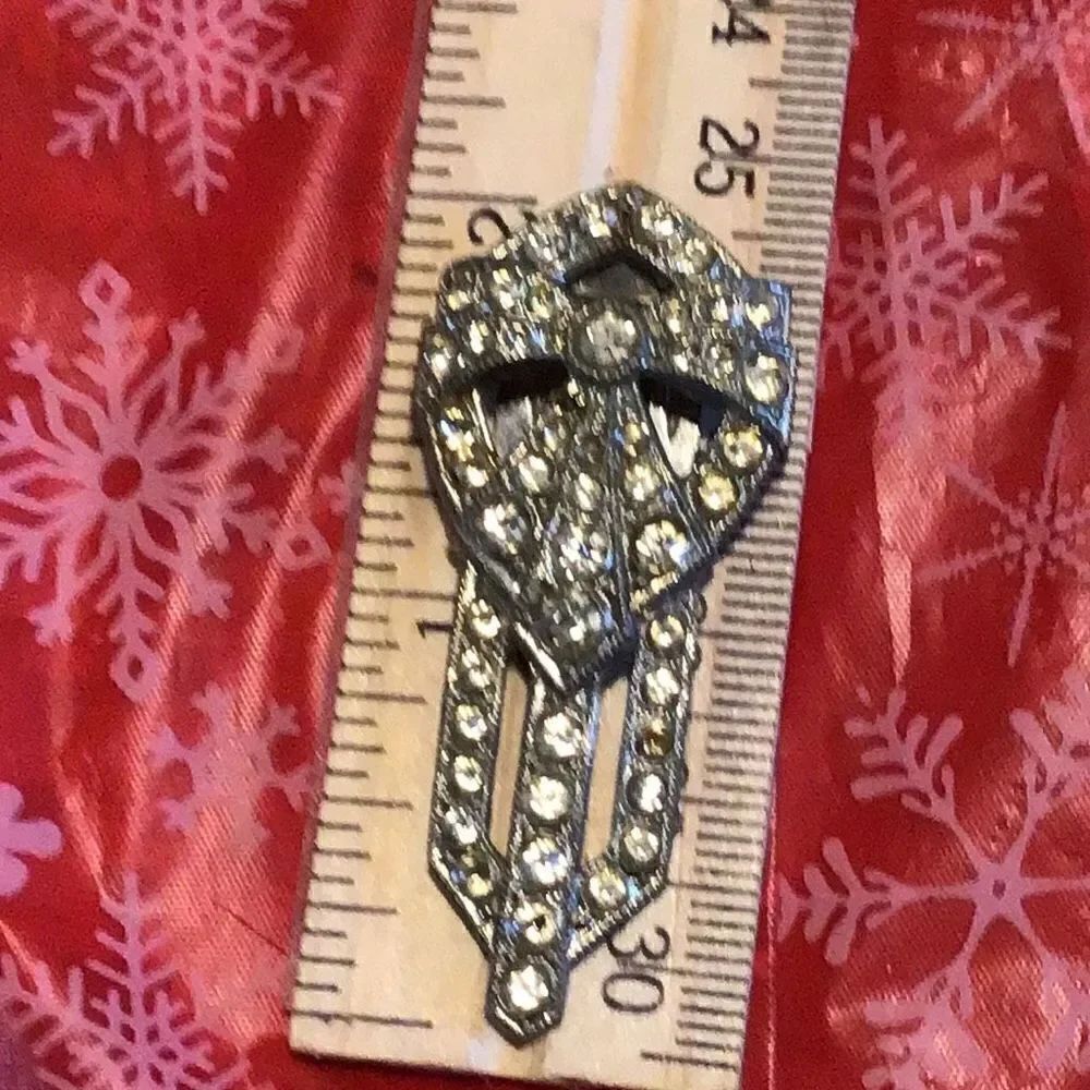 Vintage art, deco, brooch, or scarf clip